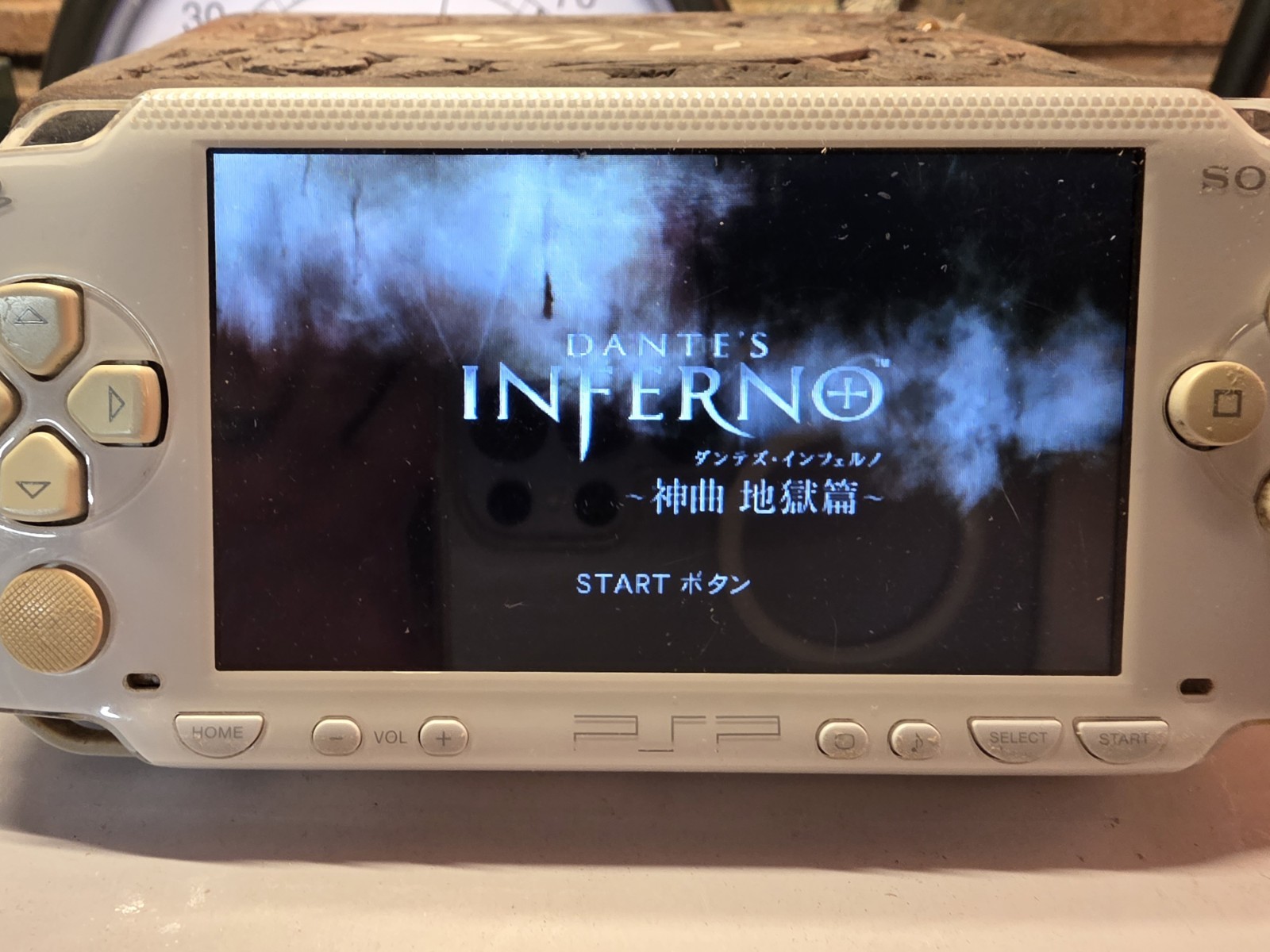 Sony PSP 1000 White Handheld Console System Japan Import