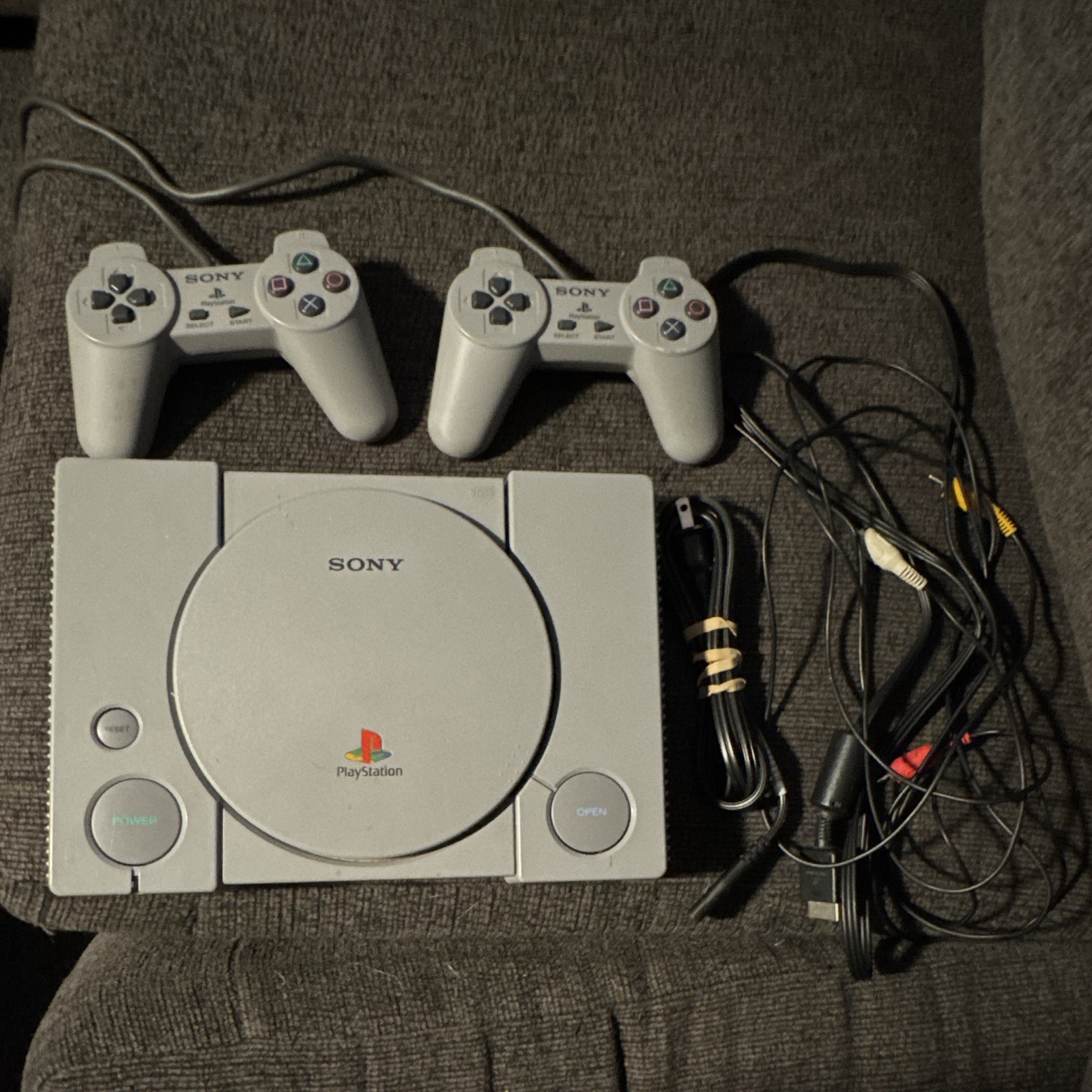 Sony PlayStation 1 PS1 Console Gray w/ 2 Controllers
