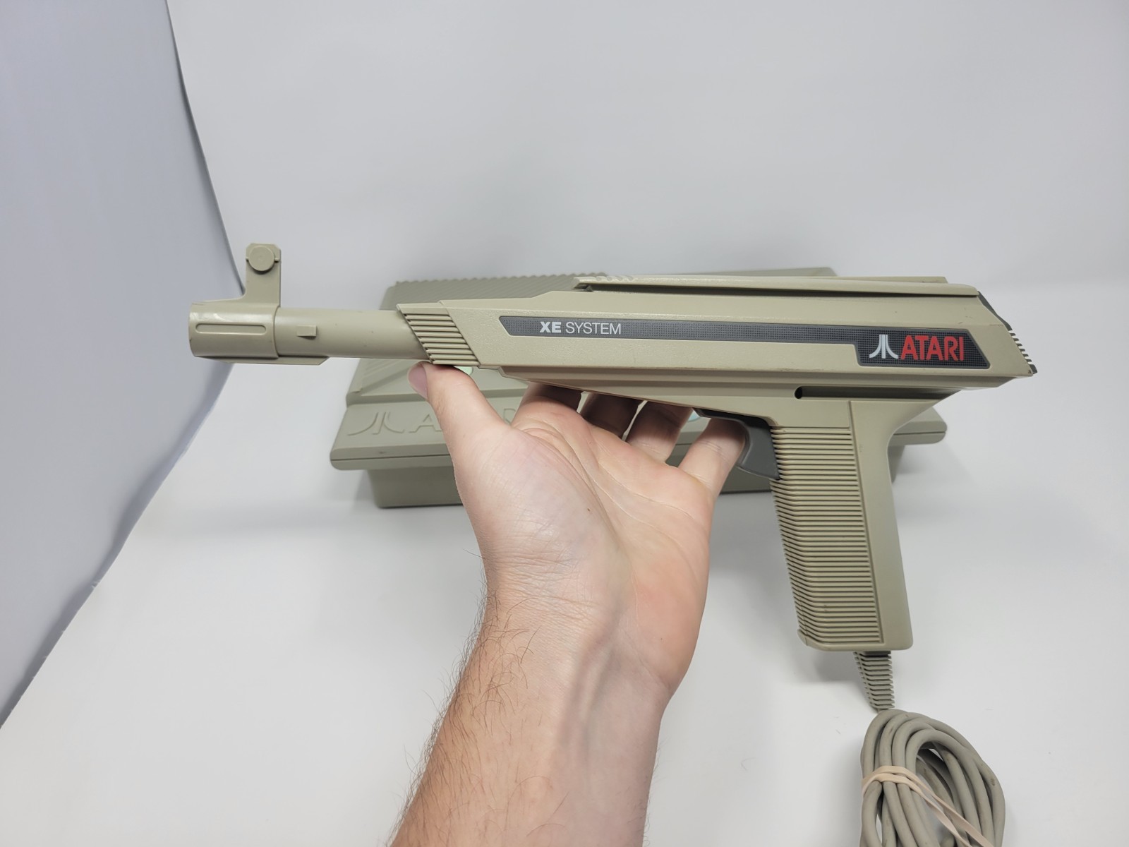 Atari XE System Console + Light Phaser + 2 Games + Manuals Untested Free US Ship
