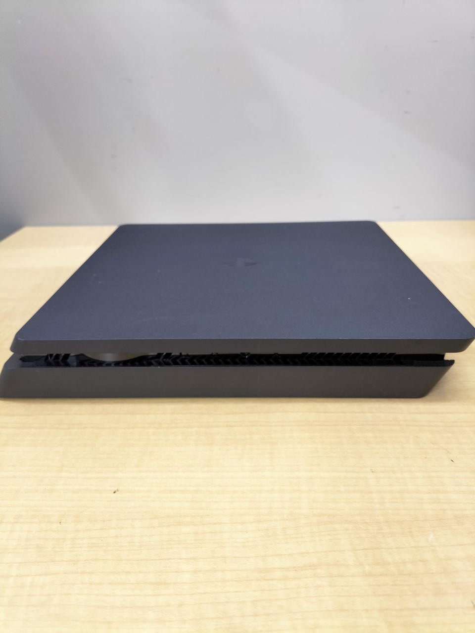 PS4 Model CUH 2200AB01 SONY