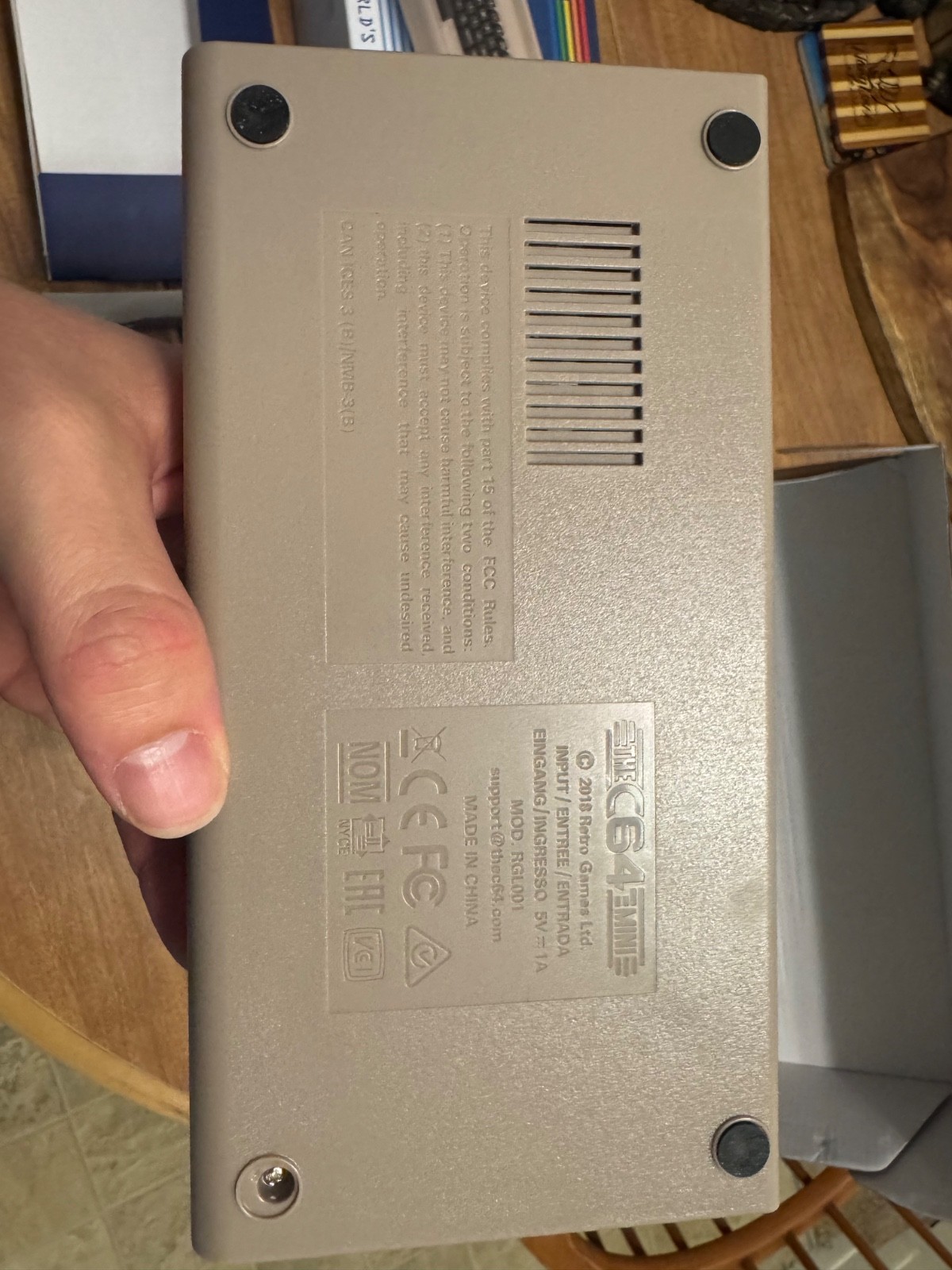 Retro Games The C64 Mini Commodore 64 video game system console CIB complete
