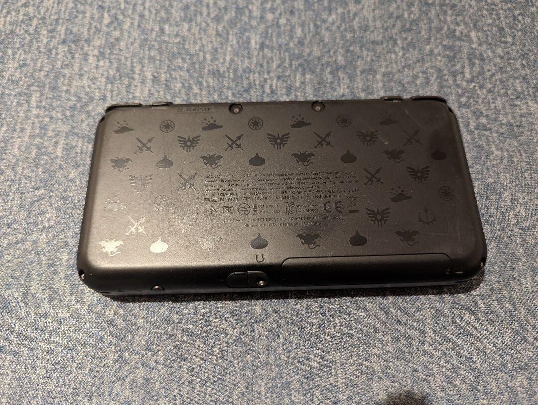 Nintendo 2DS LL Console System Dragon Quest Hagure Metal Edition Game Soft F/S