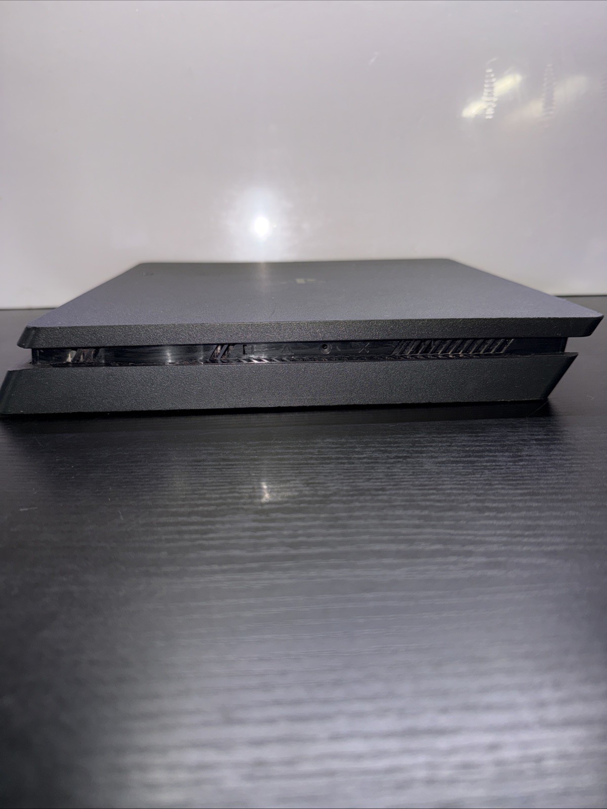 •Read First/Cosmetically Flawed•Sony PlayStation 4 Slim PS4 1TB Console 13.50FW