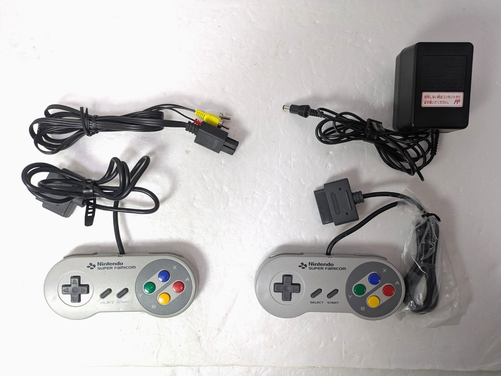Nintendo Super Famicom Console Case Super Mario Donkey Kong SNES Japan