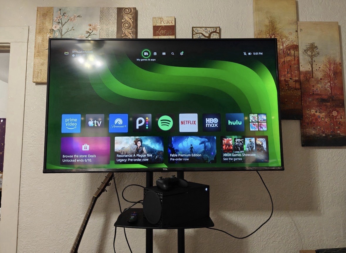 Xbox Series X ( contact before pay )