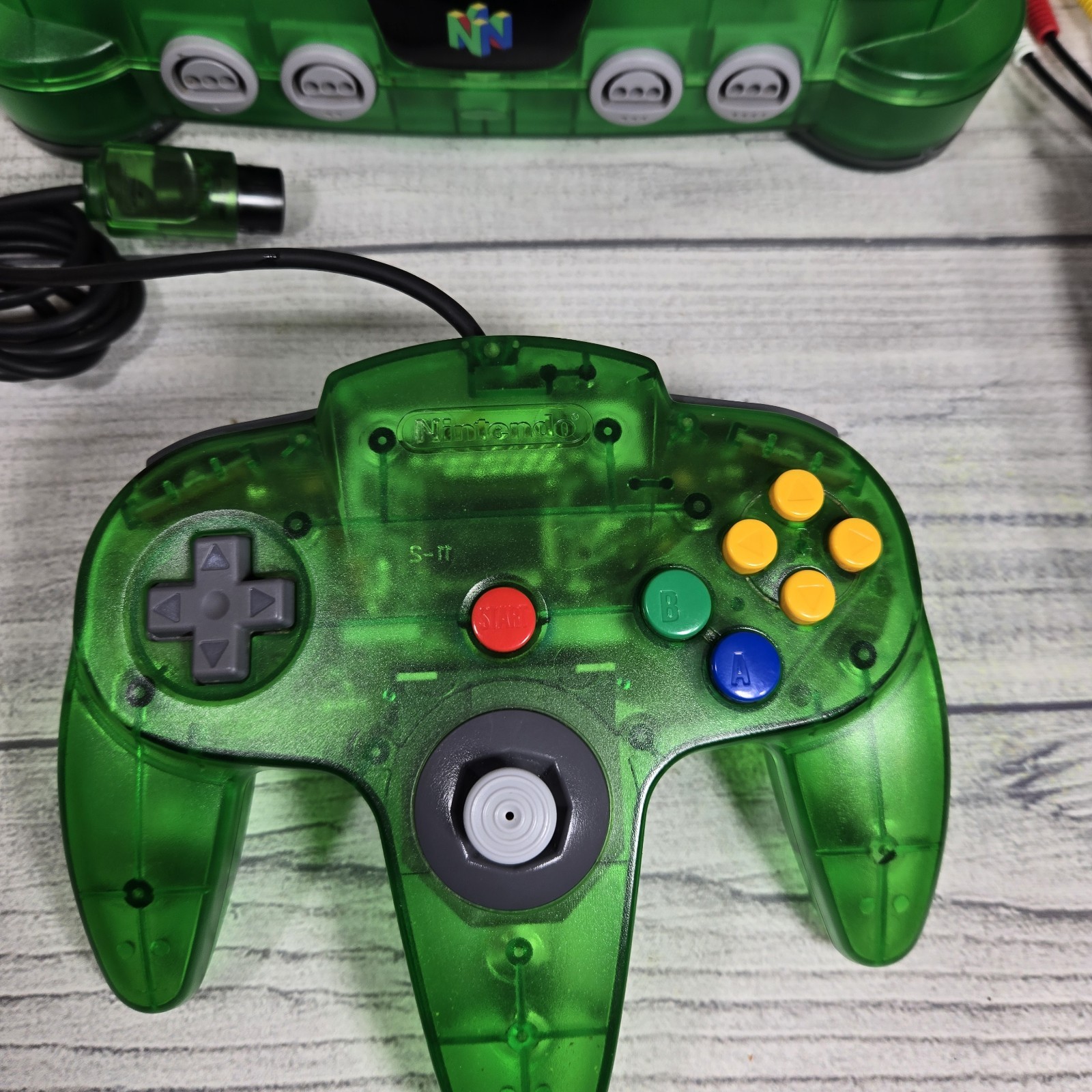 Jungle Green Nintendo 64. N64 Controller. OEM Power Adapter & A/V Tested