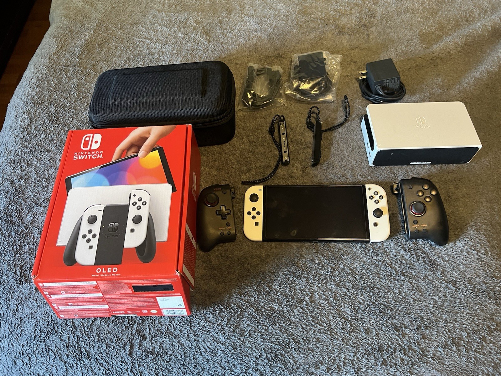 Nintendo Switch OLED Bundle w/ Hori Split Pad Pro + 1TB SD+box/case (Excellent)