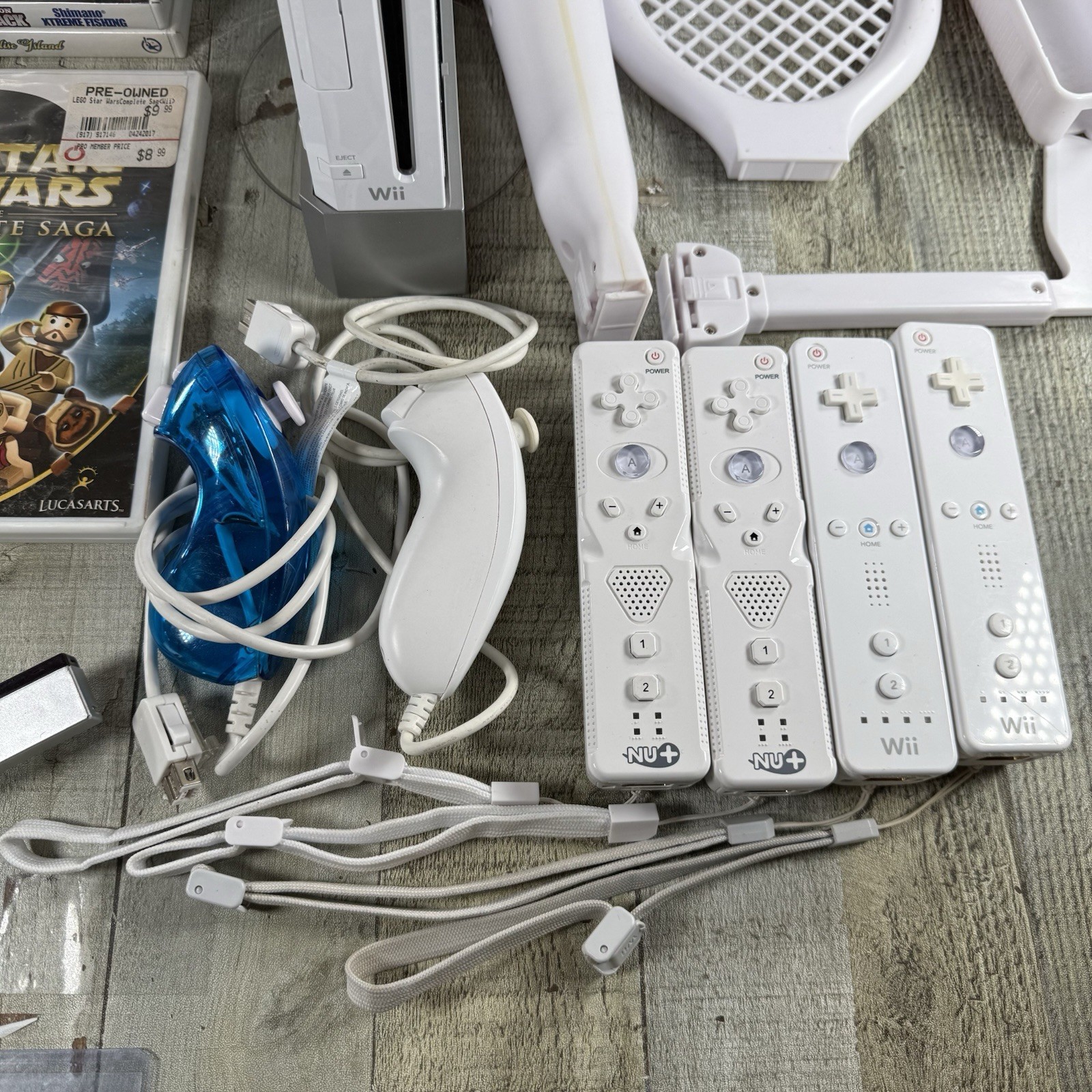 Huge Nintendo Wii Bundle Lot – Console, Controllers, 33 Games, Accesso, & More