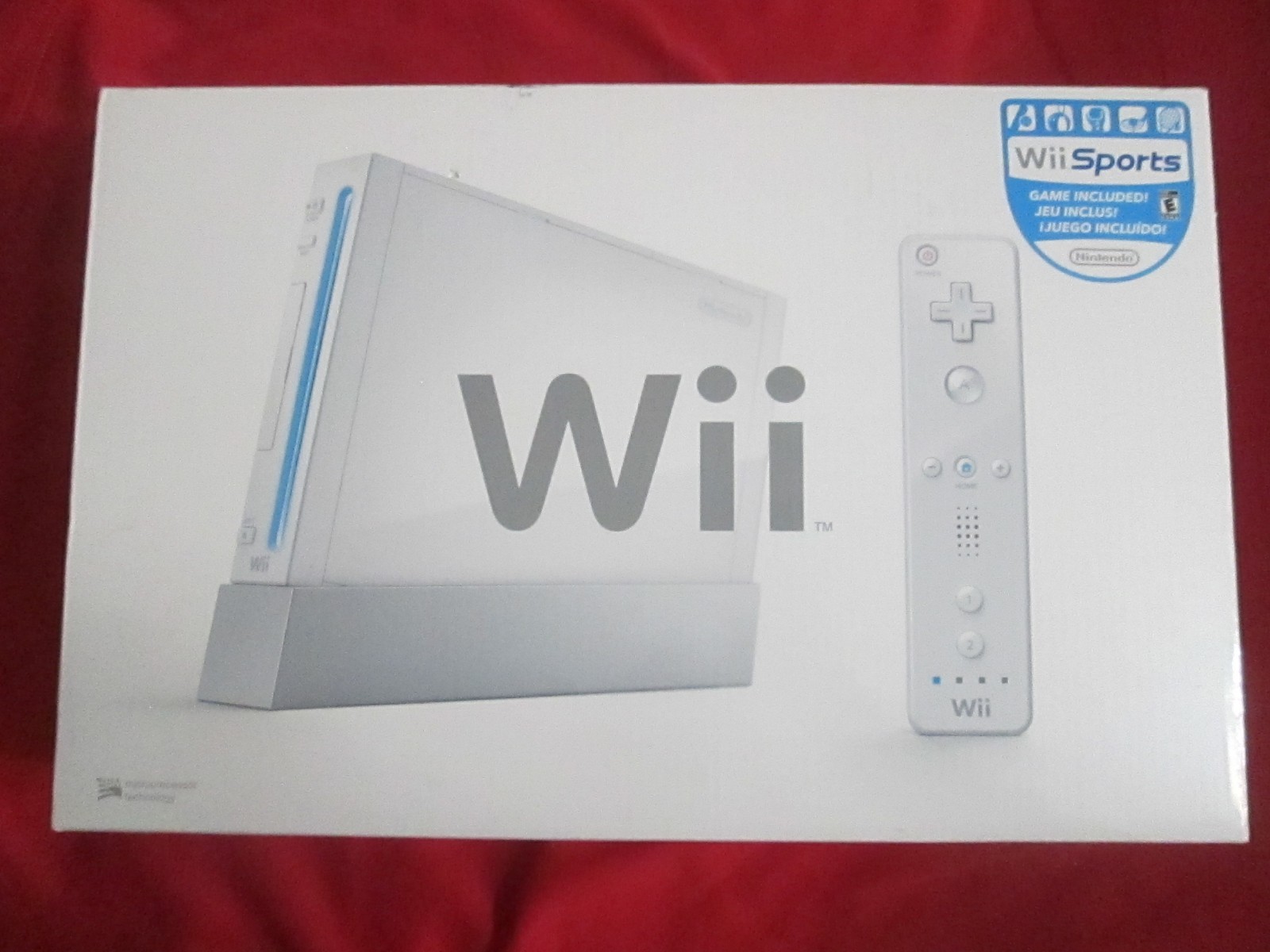 Nintendo Wii Home Console White Wii Sports Bundle New