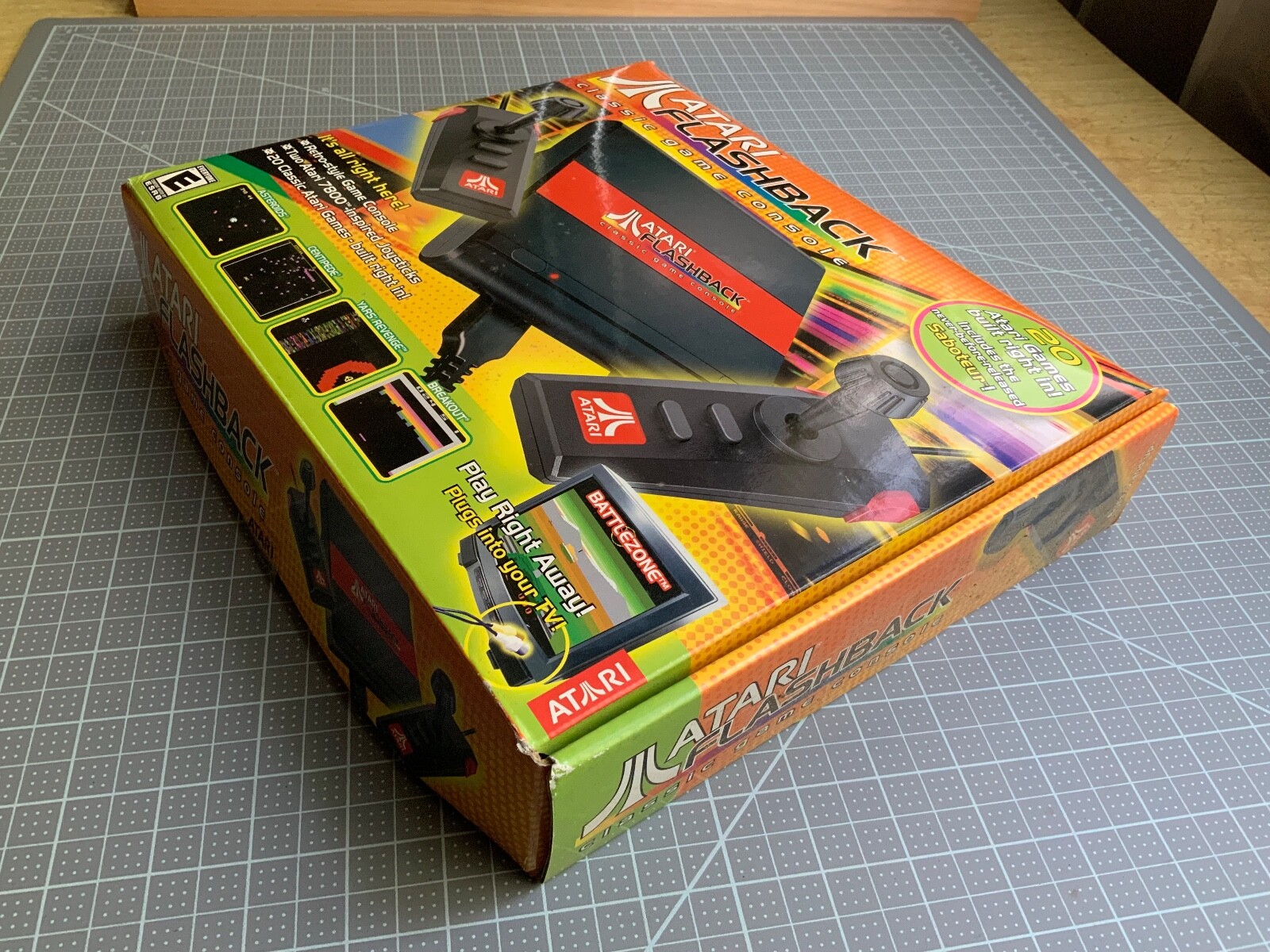 ATARI Flashback classic game console. Open box. Vintage video games, VG