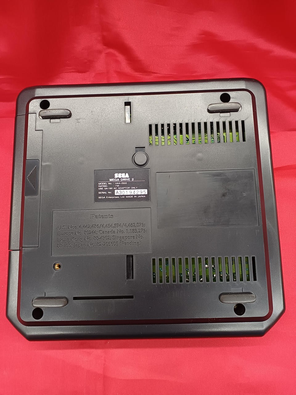 MEGA DRIVE2 Model HAA 2502 SEGA
