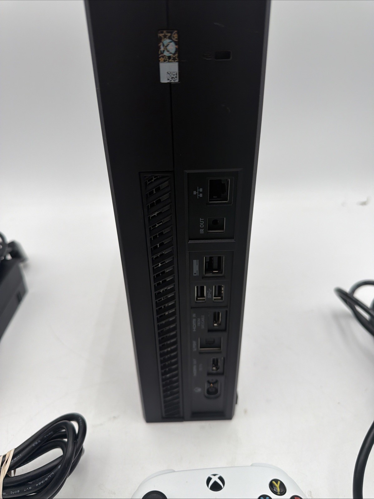 Xbox One Console (500GB) Bundle With 14 Games, Controller, Cords