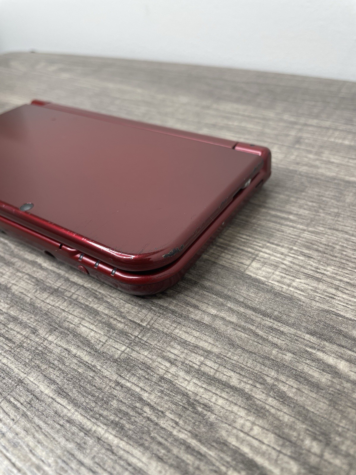 “NEW” NINTENDO 3DS XL METALLIC RED (RED-001) HANDHELD CONSOLE- USED.