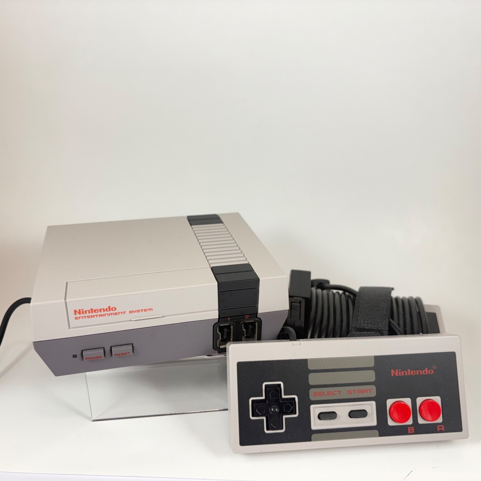 Nintendo NES Classic Edition CLV-001 Mini Console 2 Controllers HDMI Power