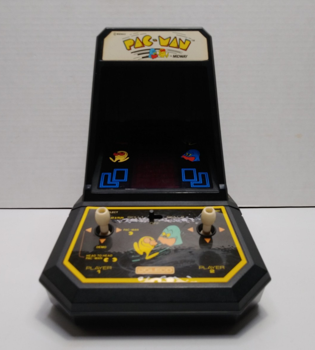 1981 COLECO MIDWAY No. 2390 PAC-MAN TABLETOP MINI ARCADE – WORKS! SEE VIDEO
