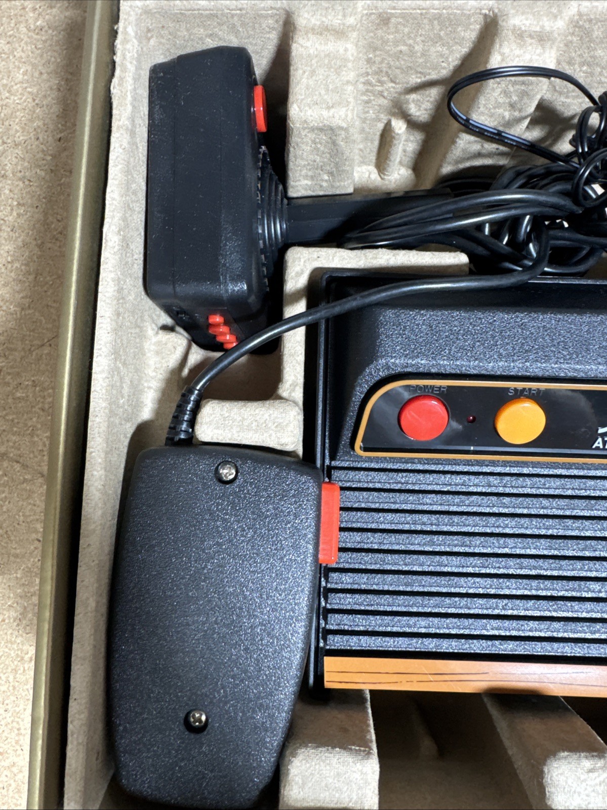 Atari Flashback 9 Gold HD Console 120 Built-in Games & Controllers -Preowned