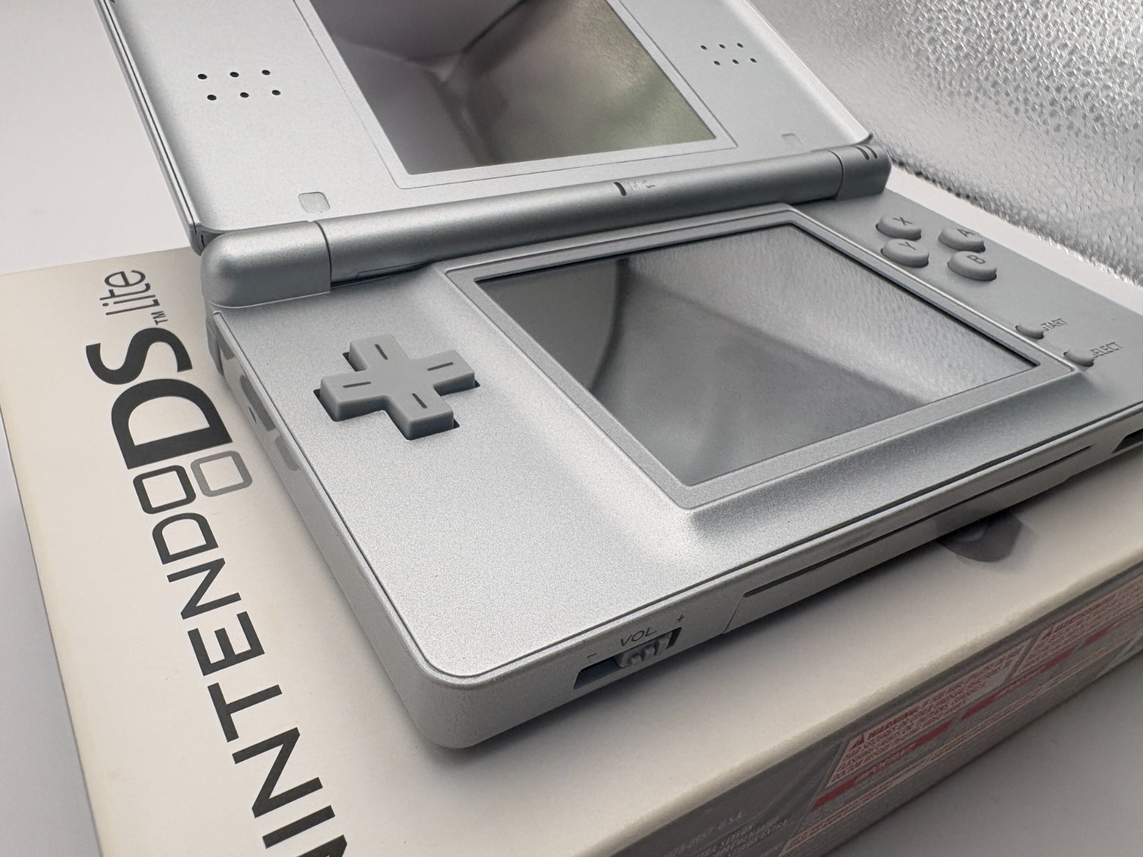 Nintendo DS Lite Silver Handheld System Open Box Console – Great Condition