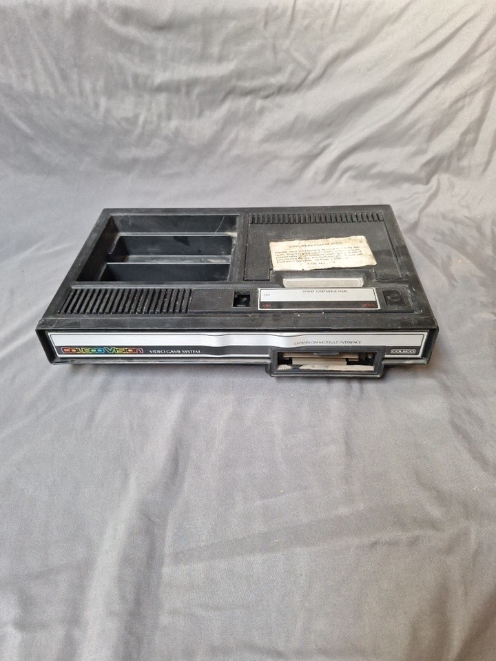 Coleco ColecoVision Console only. Non working Blown Capacitor
