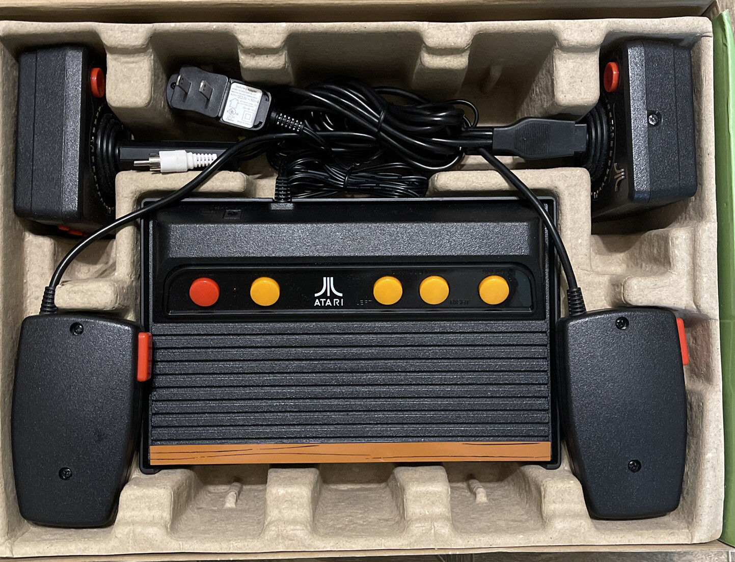 Atari Flashback 7 Classic Game Console Deluxe 101 Games