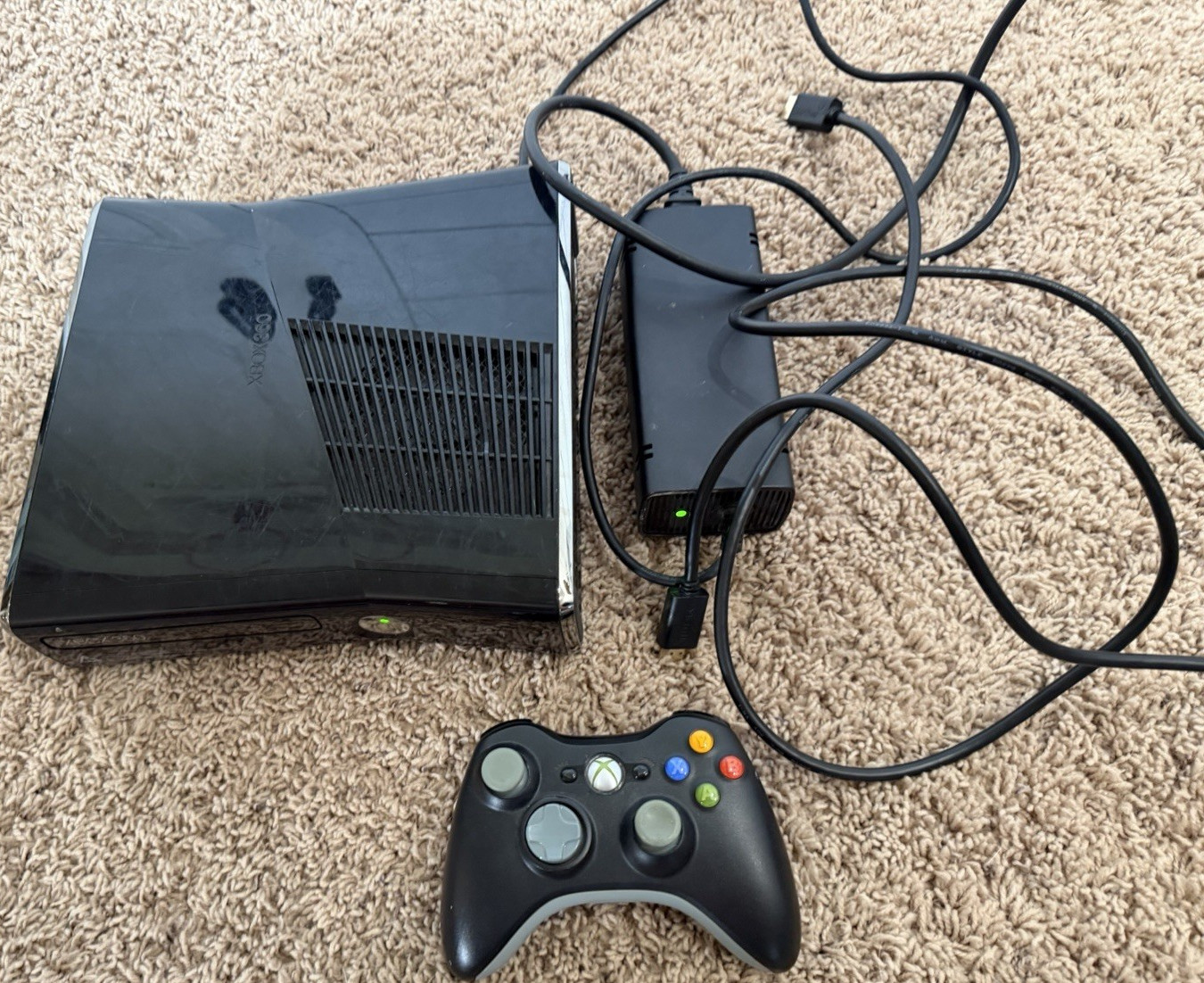 Microsoft Xbox 360 S Console Black Wi-Fi Controller Power Supply HDMI USB-A AV
