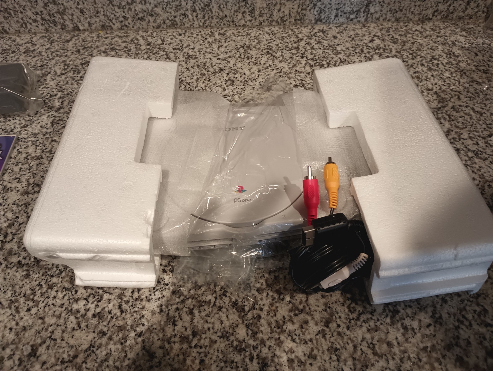 Sony PSOne Video Game Console – White (SCPH-101/94015) In box / 10 Games