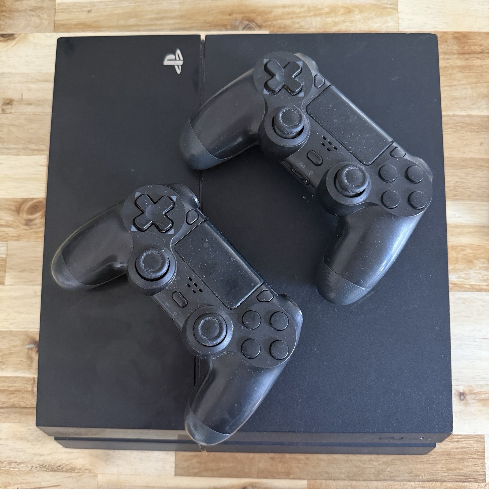 Sony PlayStation 4 PS4 Console CUH-1001A 2 Non PS4 Controllers, Disk Tray Clicks
