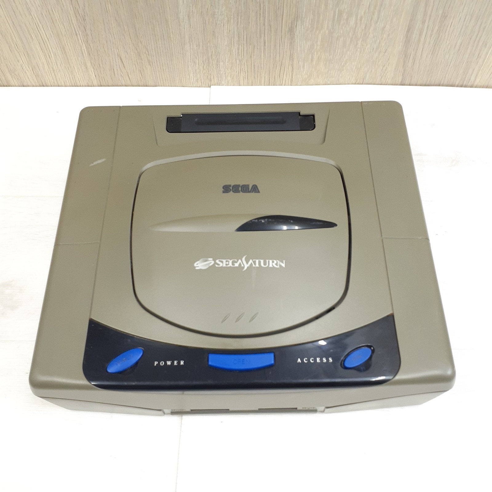 Sega Saturn Japanese Gray Console bundle with 2 controllers 6 games & memory