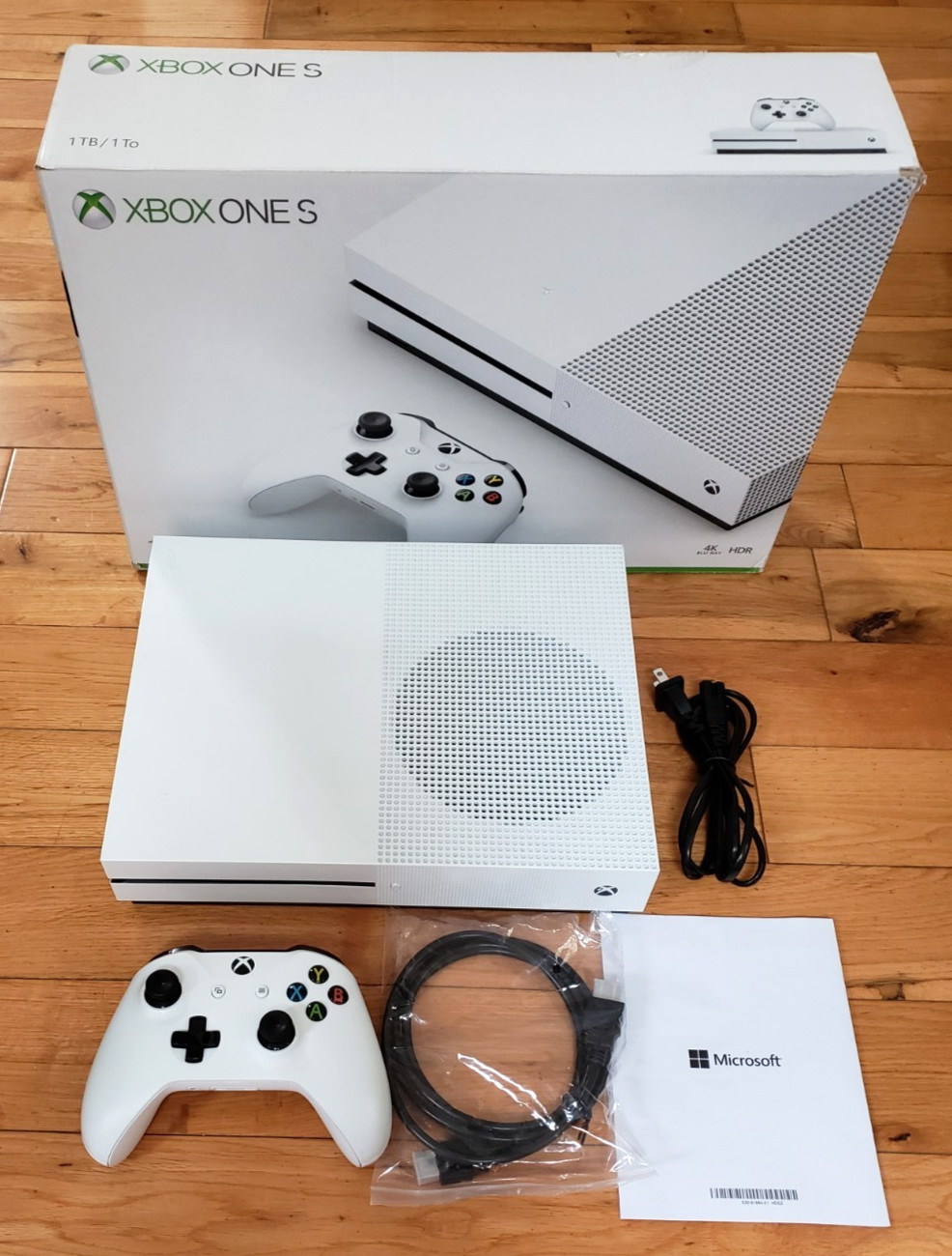 Xbox One S 1TB Console 1681 White Bundle, Controller 1708 Power HDMI, IOB TESTED