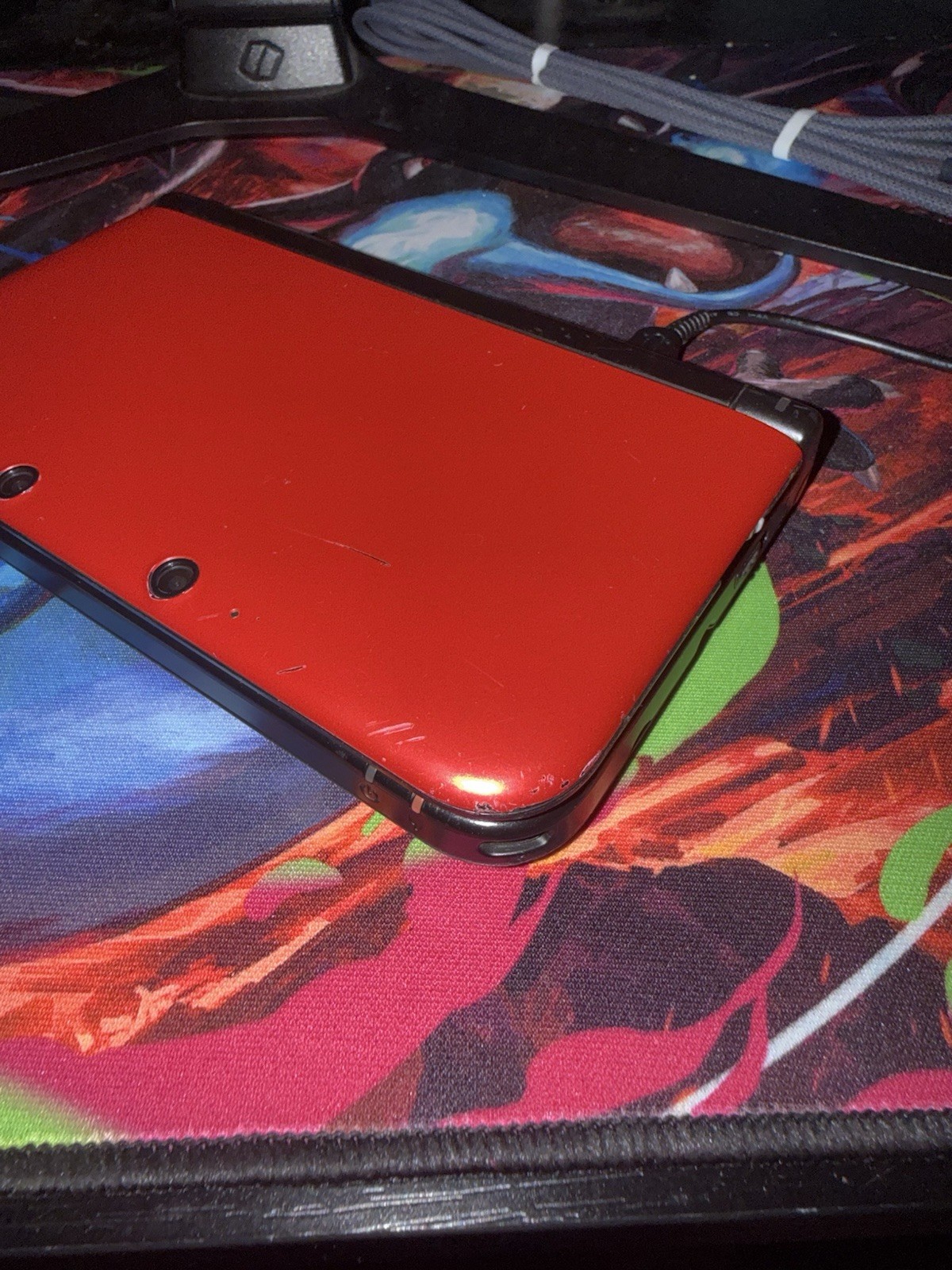 Nintendo 3DS XL SPR-001 Red/Black Handheld System w/ Stylus & 4GB SD + Games