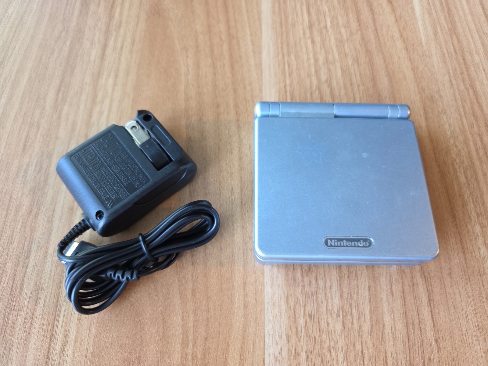 Nintendo Gameboy Advance SP Handheld System Console Pearl Blue (AGS-001) Tested