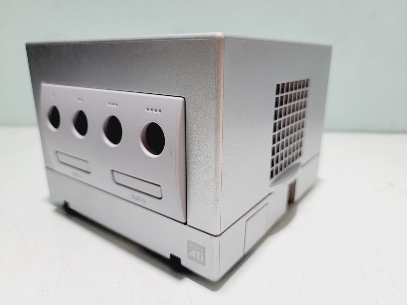 Nintendo GameCube Platinum Silver DOL-001 (USA) | Console With 2 Controls 2 Game