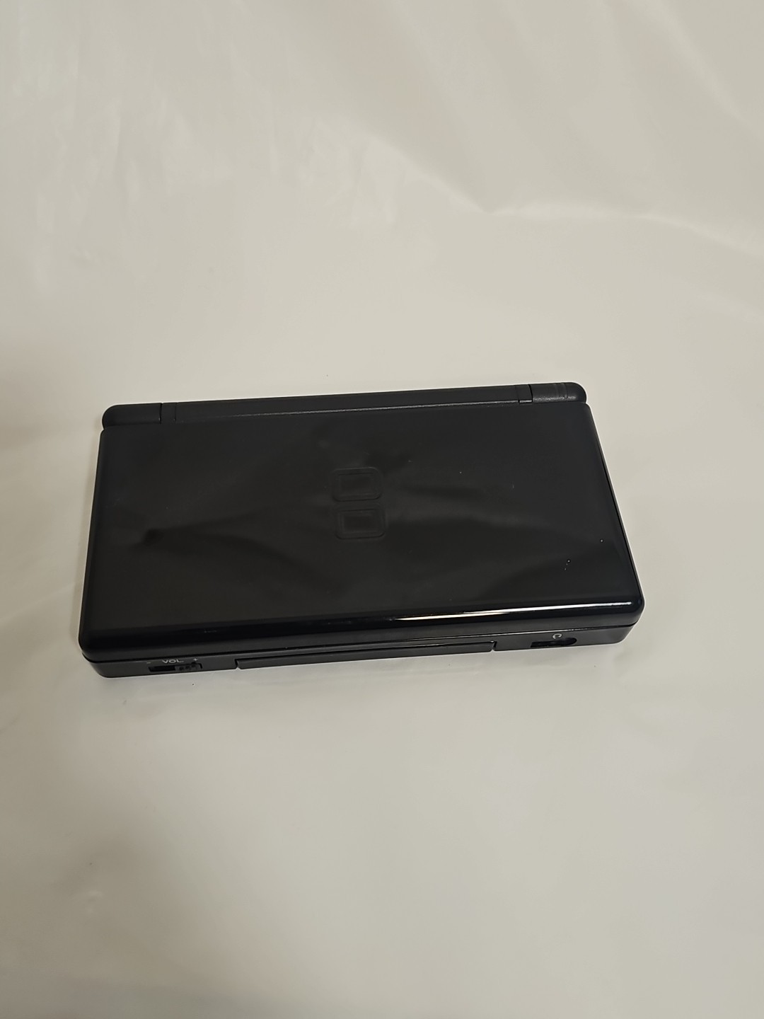 Nintendo DS Lite Handheld System – Onyx Black (For Parts)