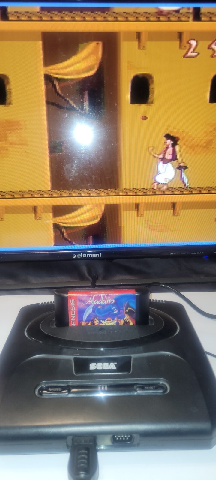 SEGA Genesis Model 2 Console With Cables One Controller 2 Games Sonic 2 Aladdin