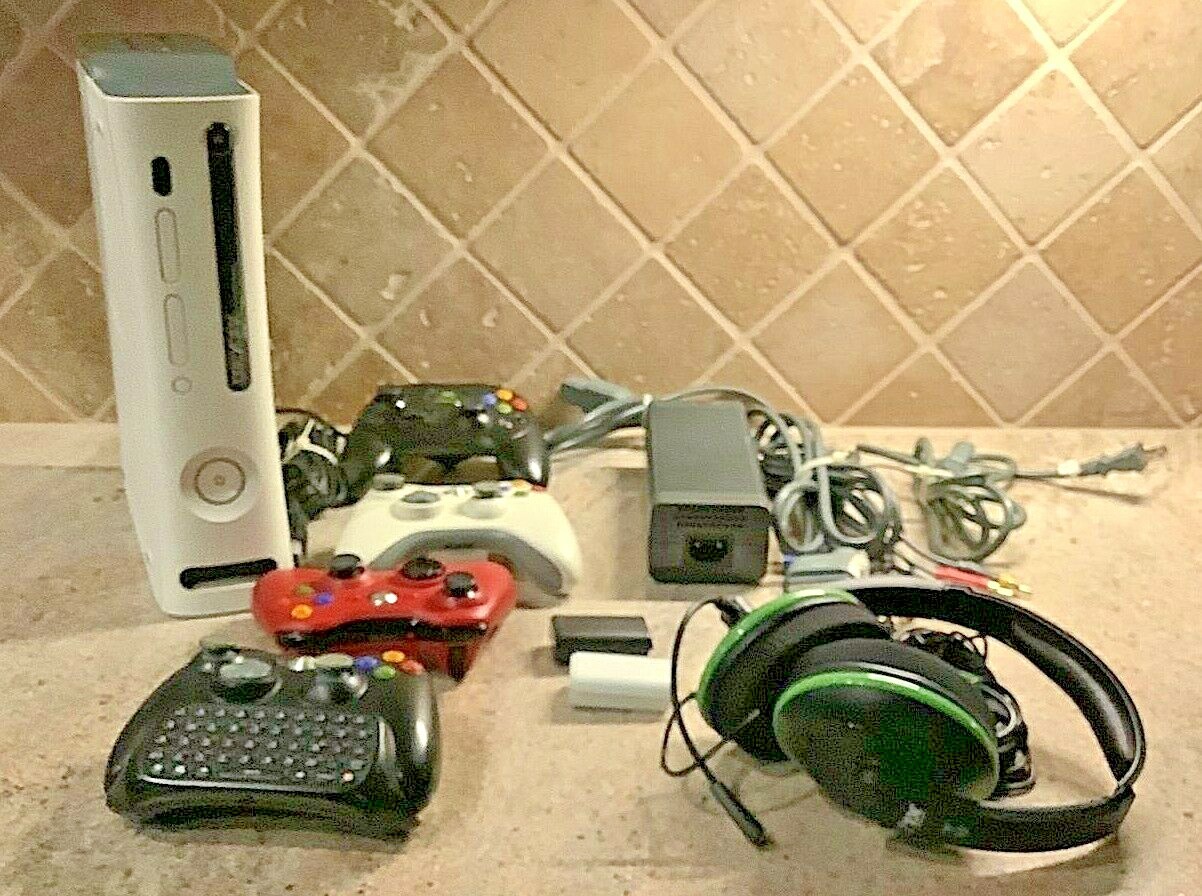 Microsoft Xbox 360 Pro System Bundle 60GB White Console – See Description