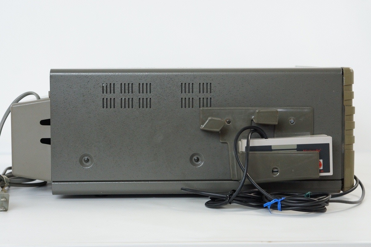 FAMICOM BOX Console wz KEY, Games SSS-CDS Tested System 012053