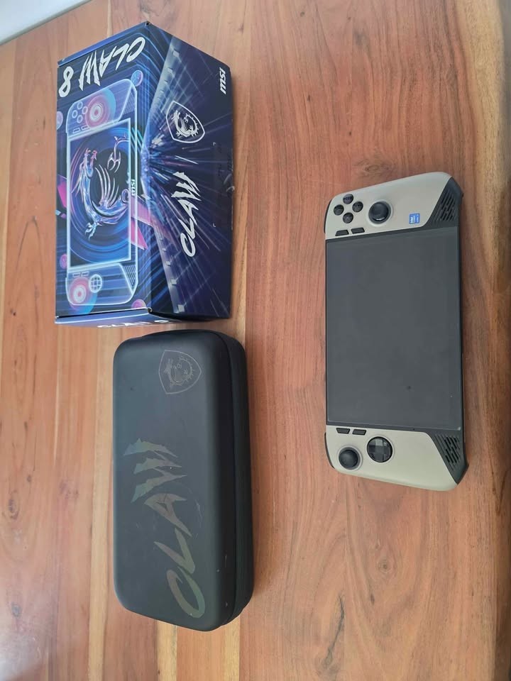 Msi Claw 8ai+ Handheld console