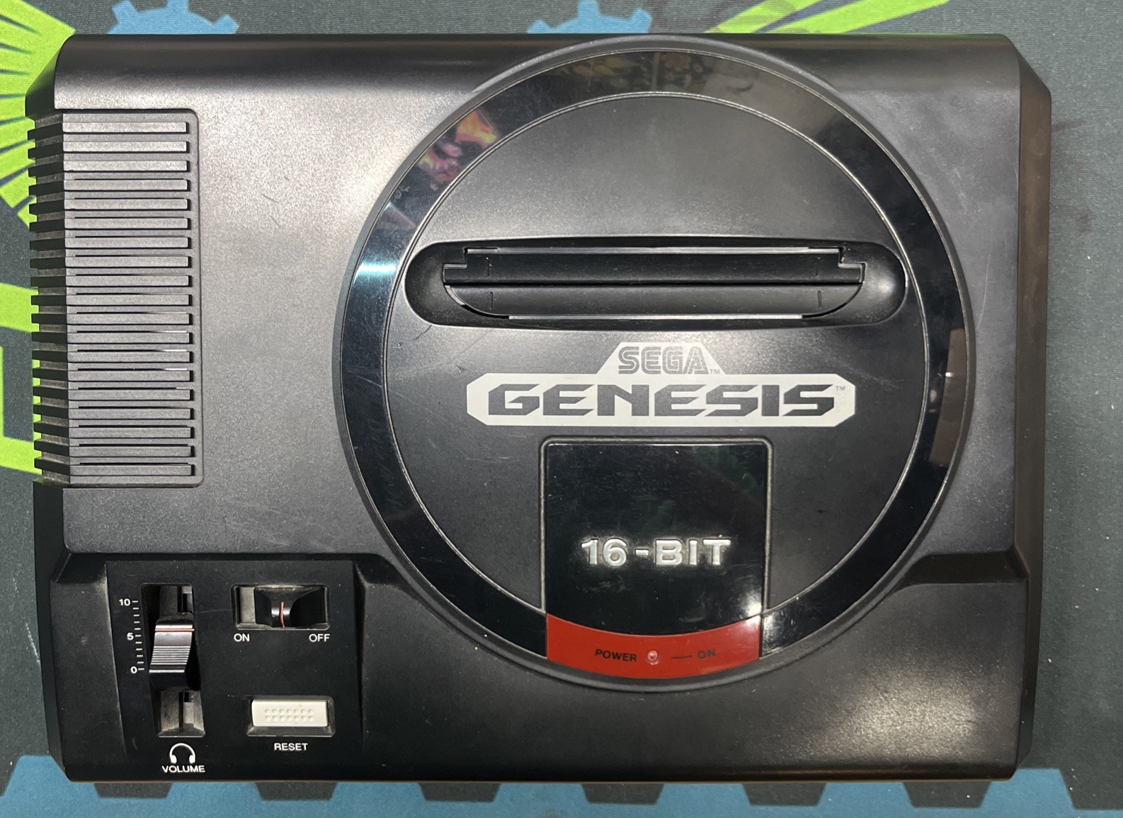 Sega Genesis Model 1601 – Tested Console only GREAT CONDITION