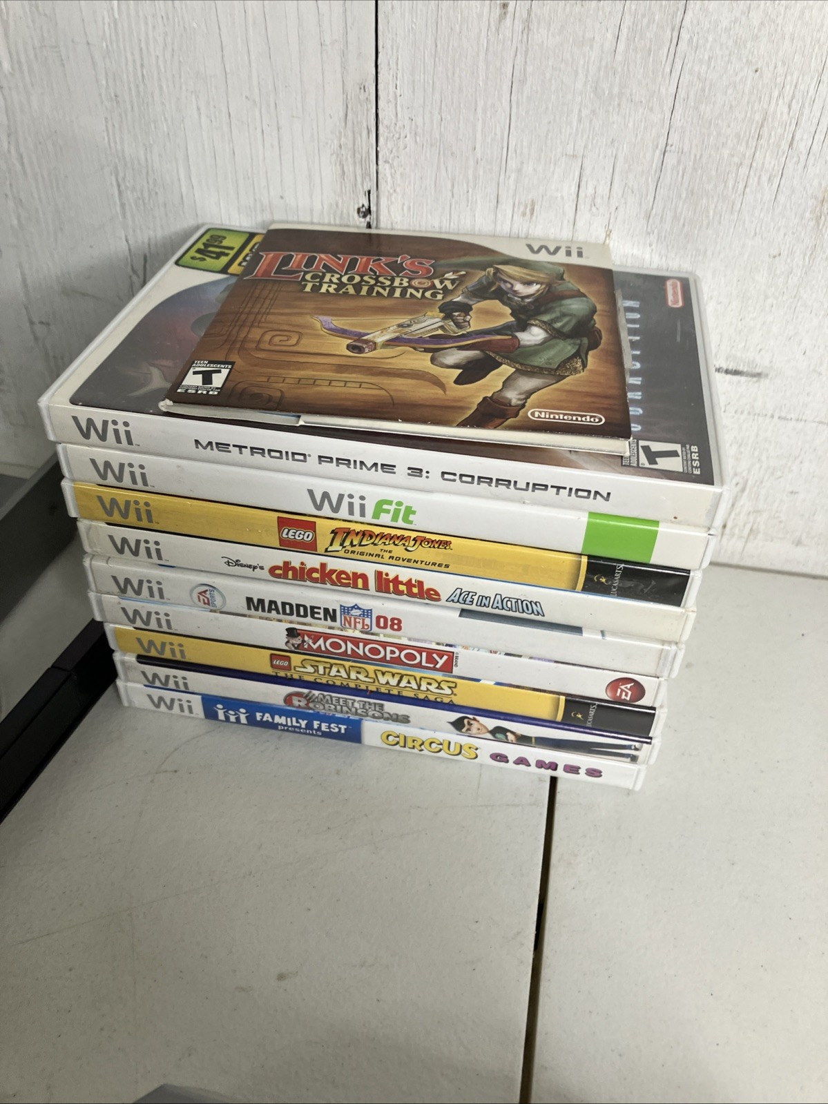 Nintendo Wii Bundle, 2 Controllers 10 Games Metroid Prime 3 Link’s Crossbow Lego