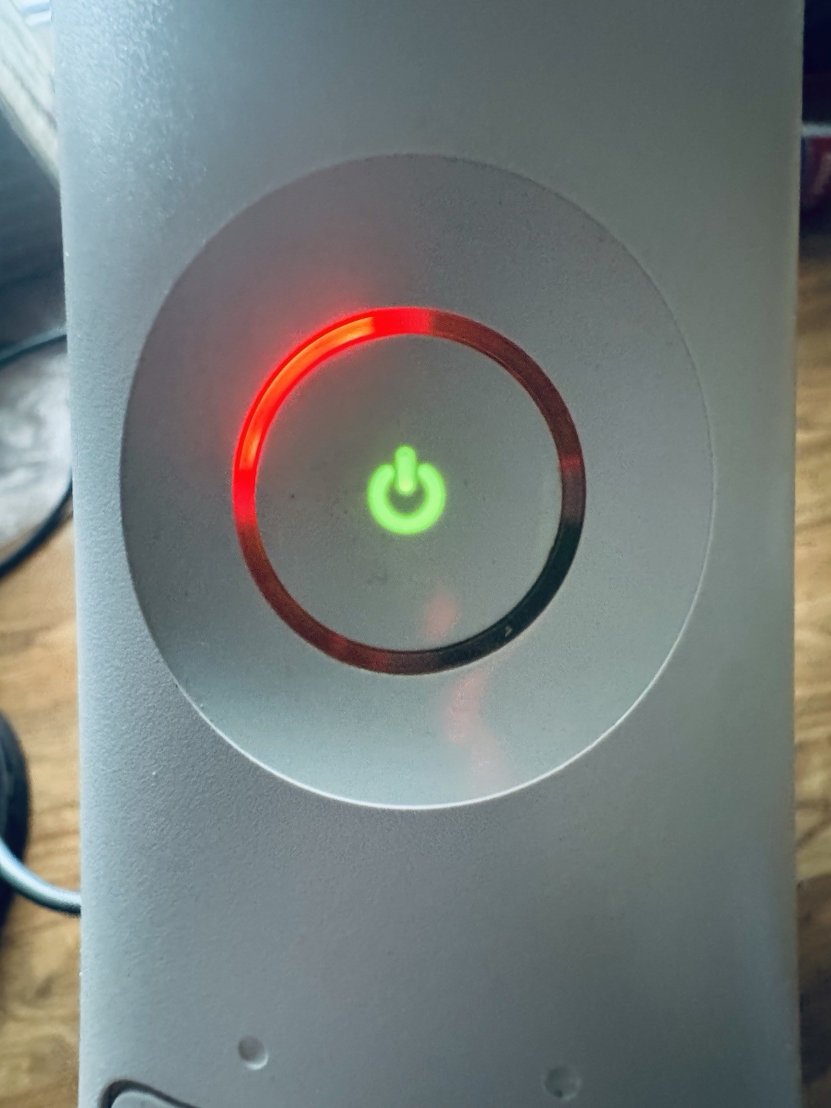 Microsoft Xbox 360 White Console HDMI 1080p NTSC-U/C 64MB w/ PSU AV Cable