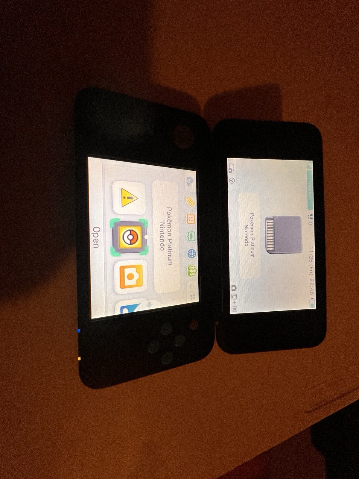 Nintendo 2DS XL Console – Black/Turquoise