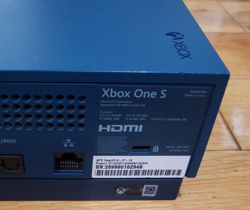 Xbox One S 500GB DEEP BLUE Special Ed. Console 1681 Bundle, Controller, TESTED