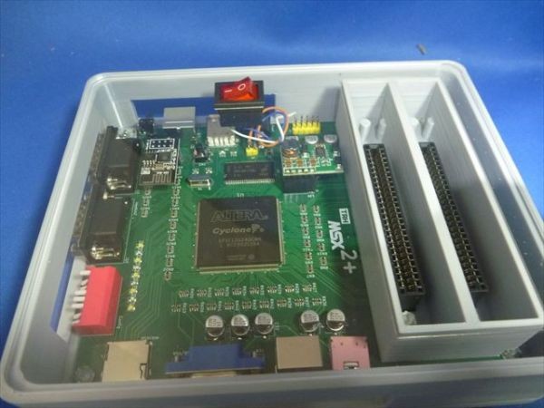 1ChipMSX MSX2+ Computer with Joypad, Power Supply, microSD OS Full Included