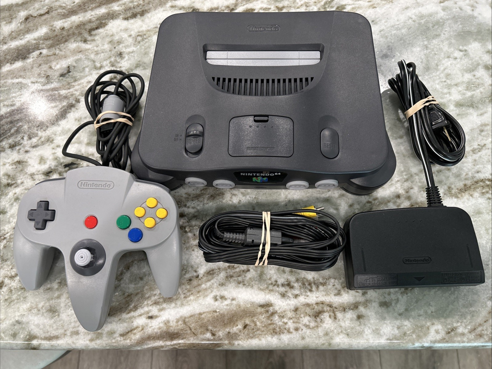 Nintendo 64 N64 Console Bundle w/ All OEM Controller, Cables, AV & Expansion