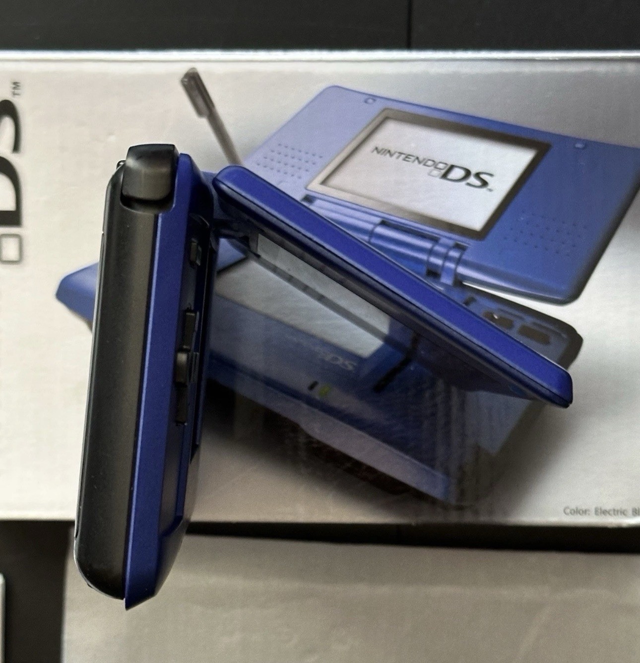 Electric Blue Nintendo DS Handheld Console System Inserts Box Manual Stylus