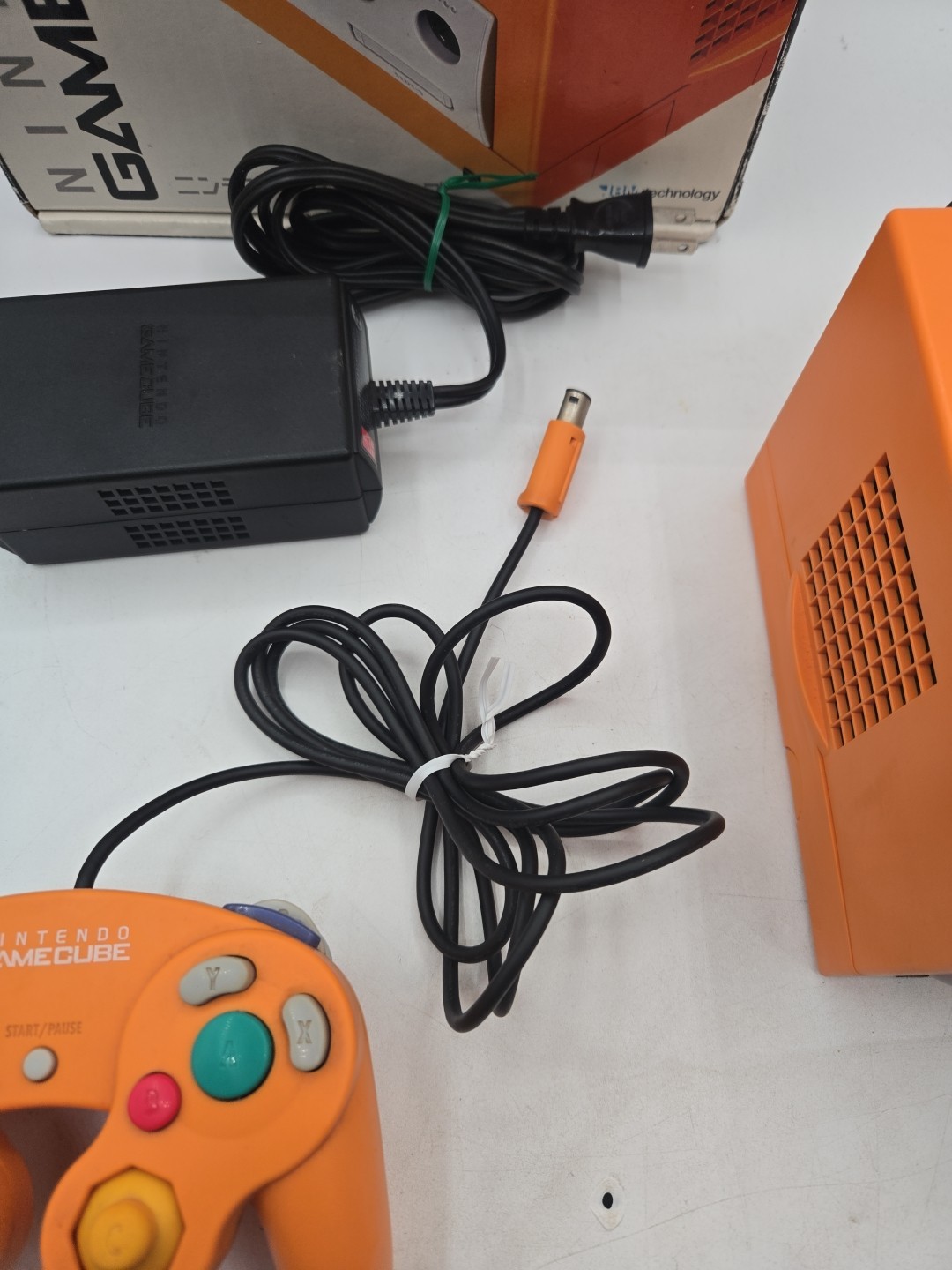 Nintendo Spice Orange Gamecube DOL-001 CIB Complete Us Region US Seller TESTED!!
