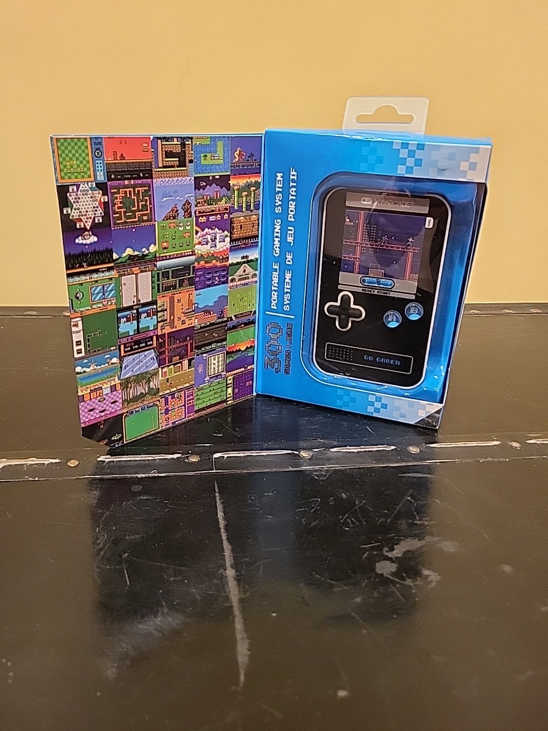 My Arcade Go Gamer Classic Portable Gaming System 300 Retro Games New Sealed