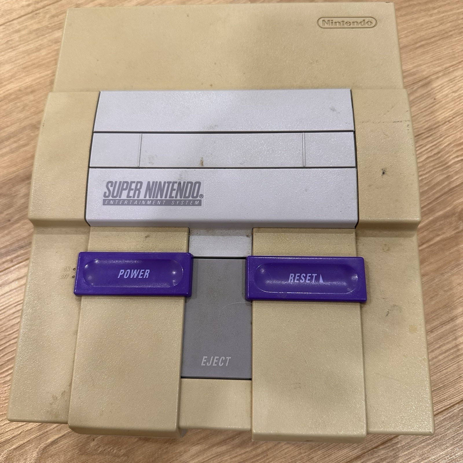Super Nintendo SNES Console With 2 Controller And 2 Games SNS-001 TESTED
