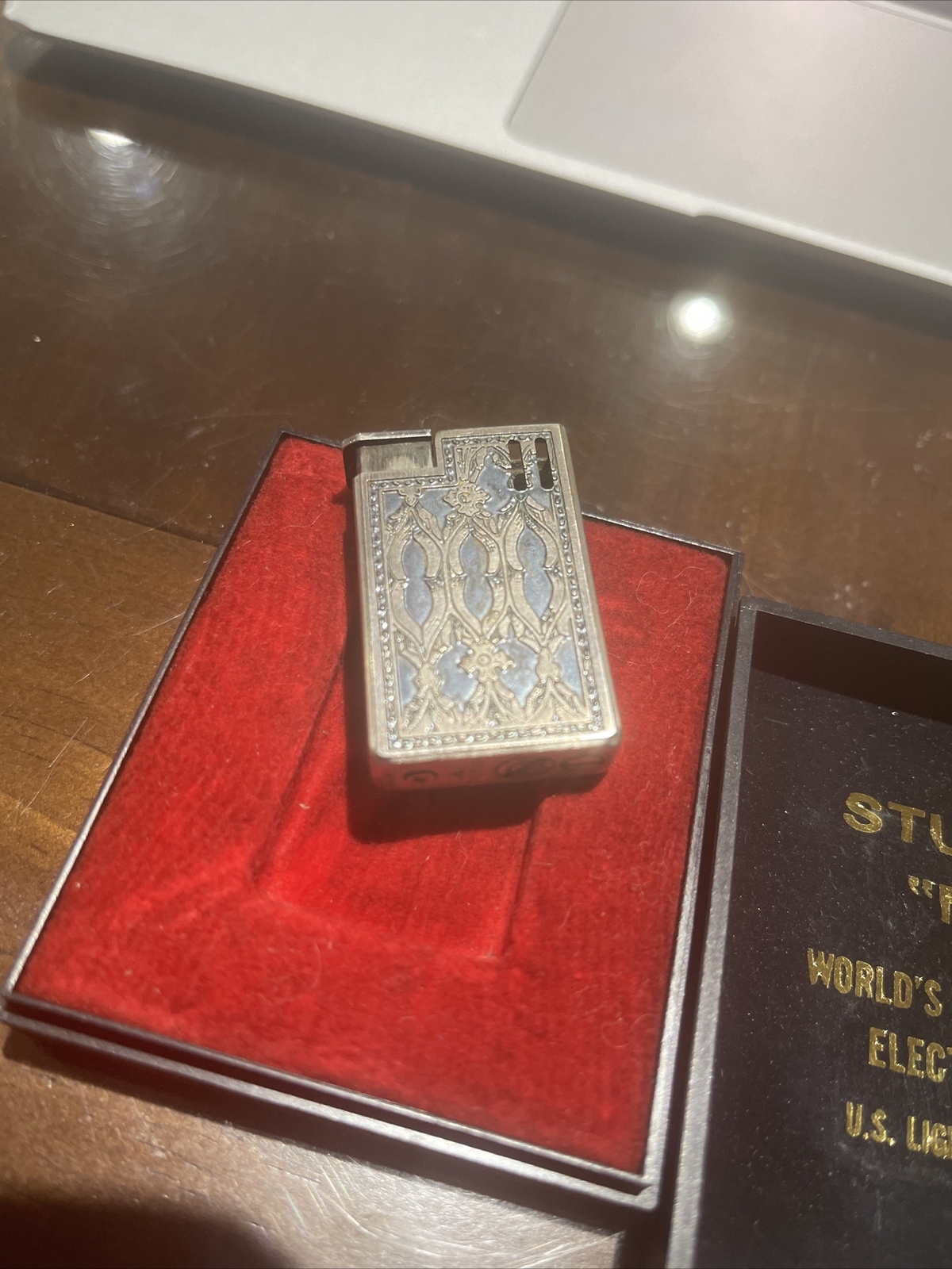 Studio “M” World’s Smallest Electronic Lighter Sterling Silver? (G3)