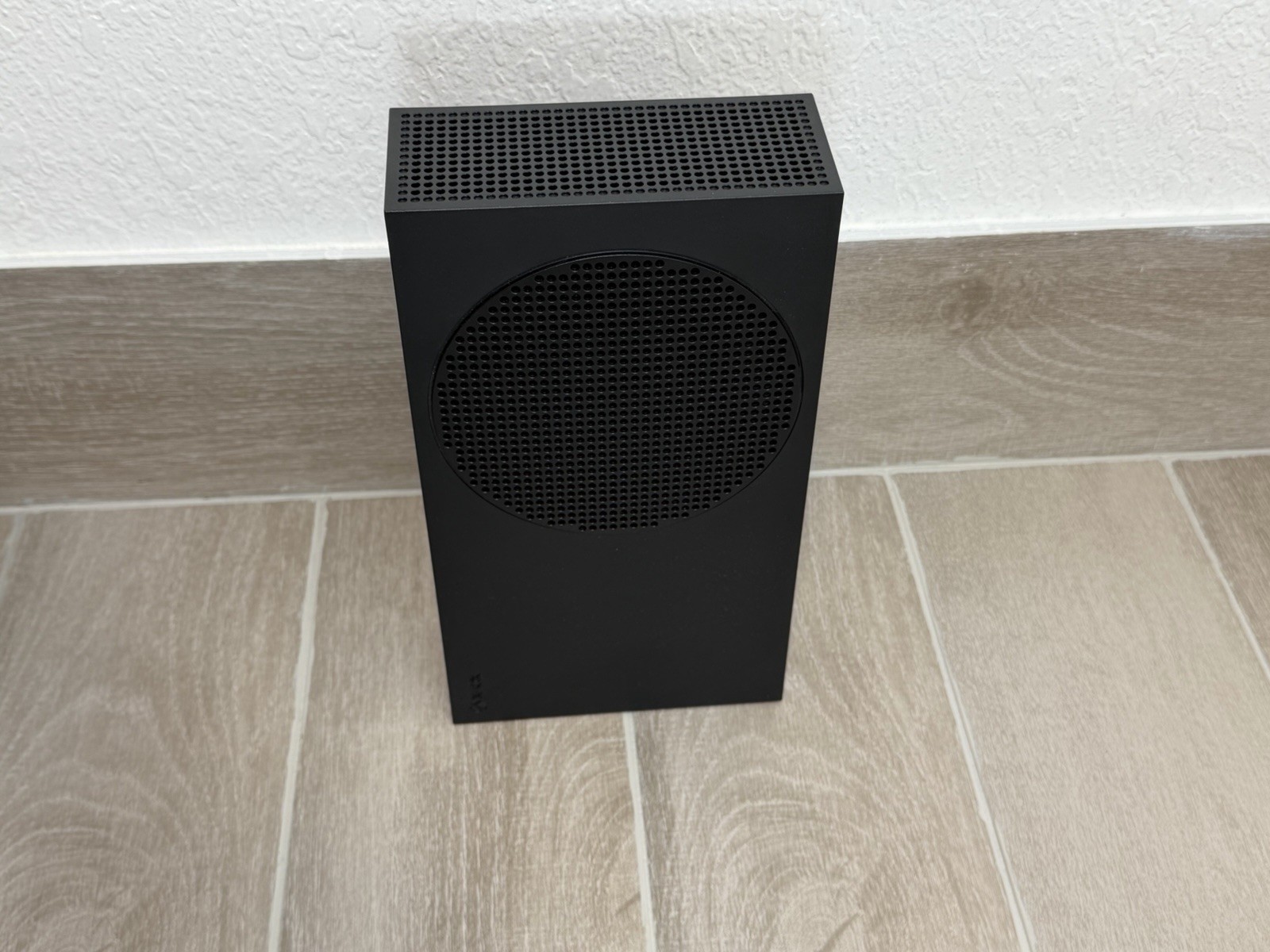 Microsoft Xbox Series S 1TB Console Gaming System Black 1883