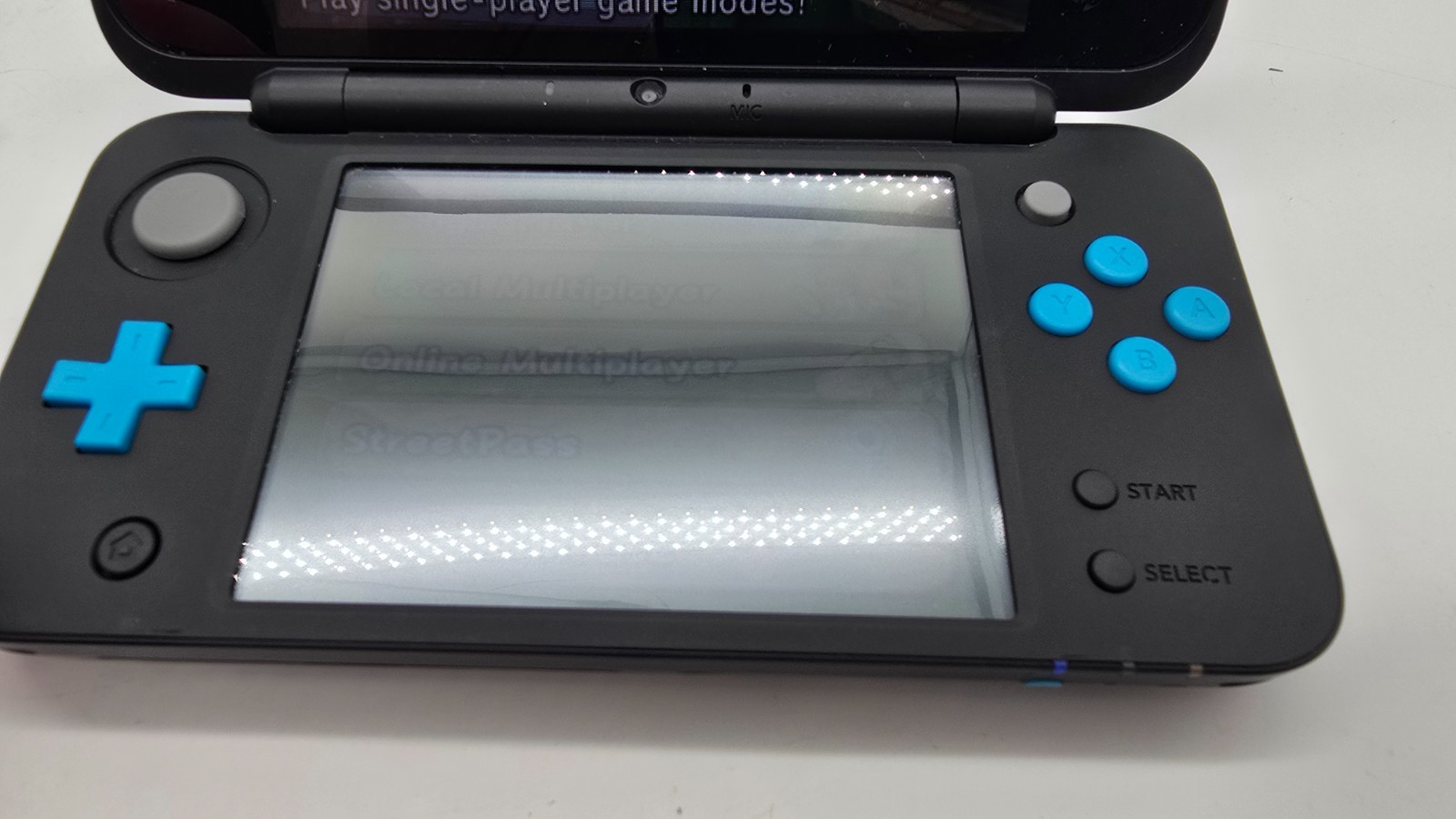 Nintendo 2DS XL Handheld Game Console JAN-001 Black/Turquoise w/ Mariokart Case